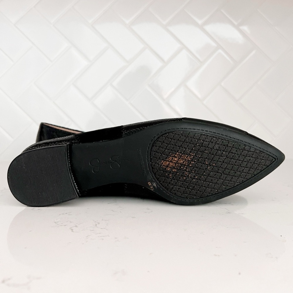 Jessica Simpson Pointed Toe Flats | Size 6 - Picture 3 of 4
